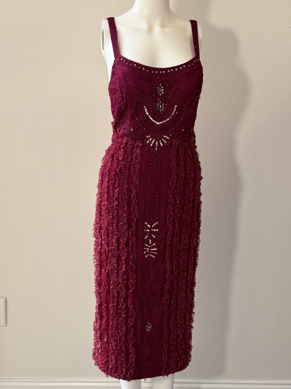 Sue Wong Burgundy Crochet & Beaded Midi Dress - Picture 5 of 15